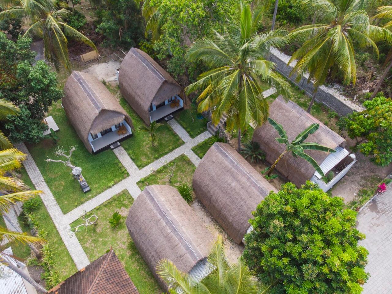 Bintang Bungalow Hotel Toyapakeh Exterior foto